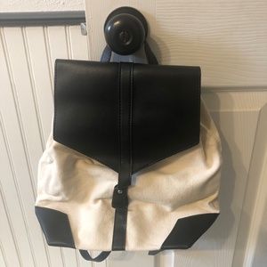 Duex Lux Backpack - NEW with Bag